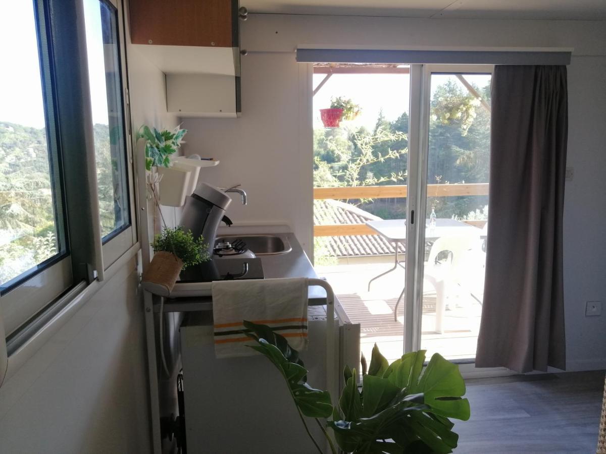 Tiny House Cosy Apartment Андуз Екстериор снимка