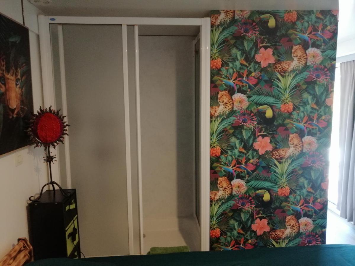 Tiny House Cosy Apartment Андуз Екстериор снимка